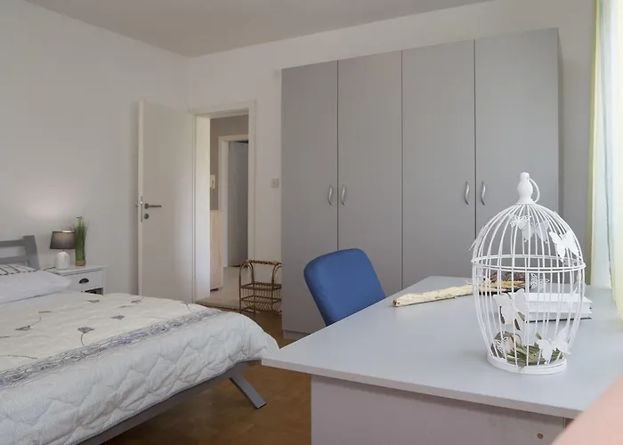 Getaway - Ileora Apartment Split